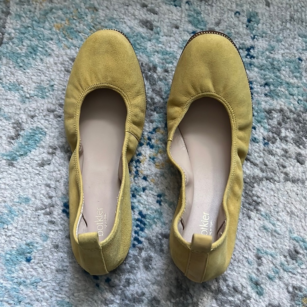 Botkier Mason flat in yellow suede